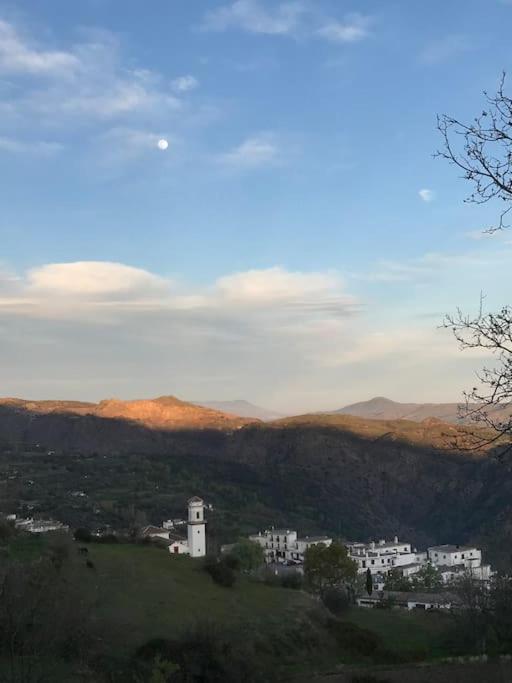 La Casa Rural De Paco Y Ana Pitres Zewnętrze zdjęcie
